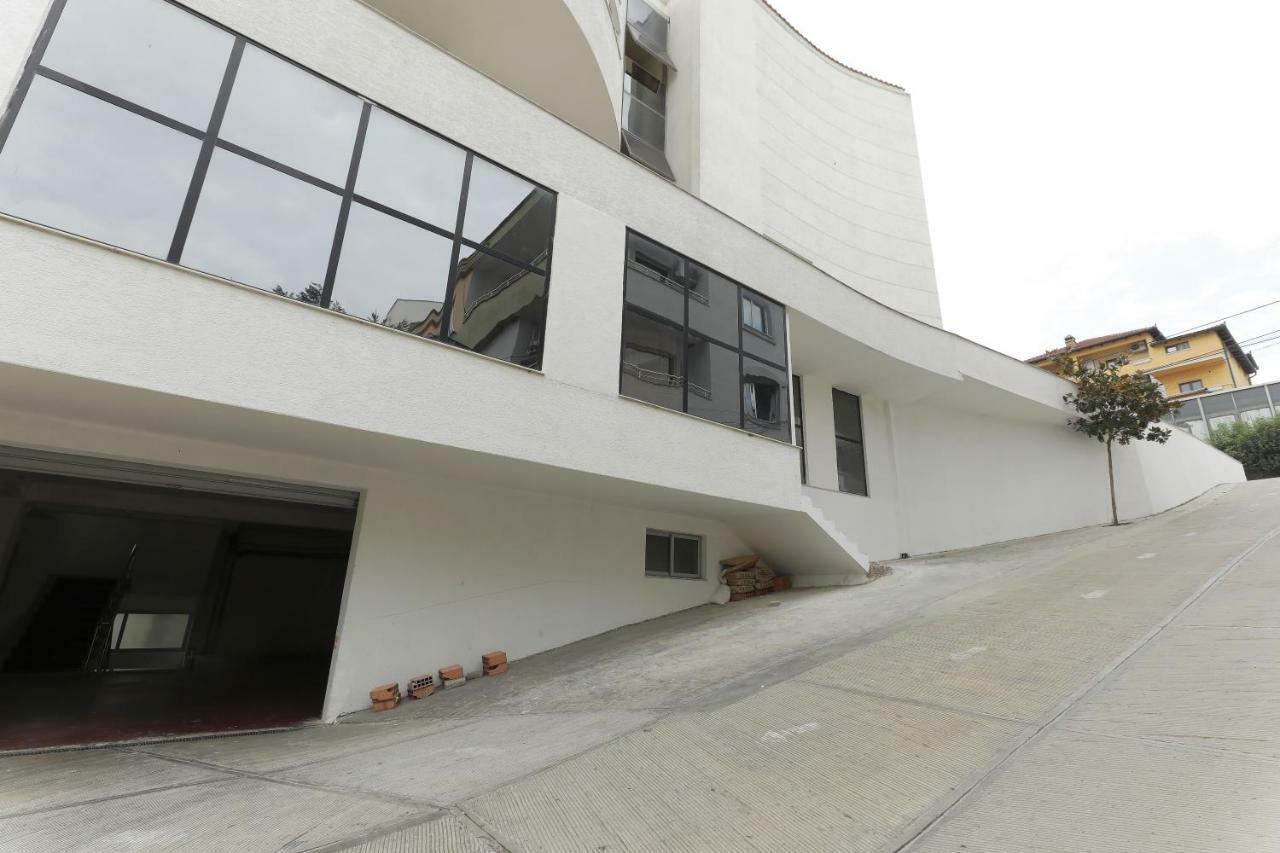 Hotel Gjuta Tirana Extérieur photo