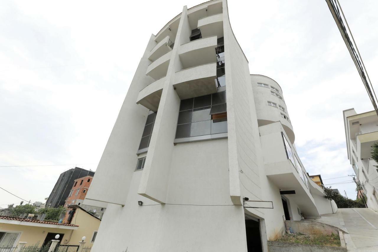 Hotel Gjuta Tirana Extérieur photo